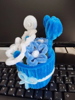 Macetita Decorativa Hecha a Mano