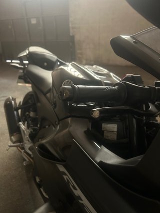 Yamaha YZF R125 Negra