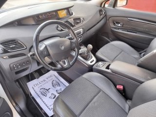 Renault Grand Scenic 2015