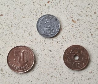 Numismática. Monedas antiguas de la II República.