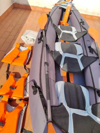 Kayak hinchable Itiwit 100+ gris/naranja 2/3 plaza