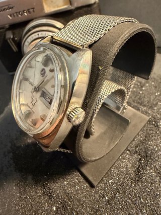 orologio vintage Rado New Golden Horse Day-Date