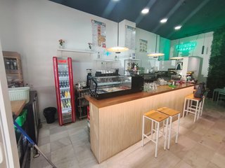 ☕ Traspaso cafetería consolidada