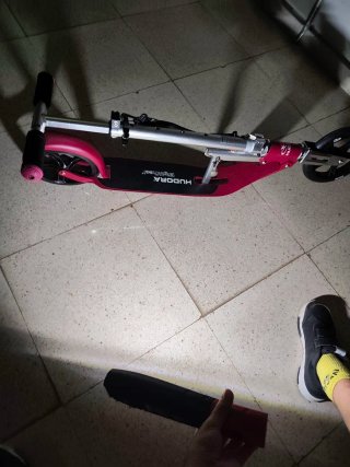 HUDORA - Patinete manual grande.