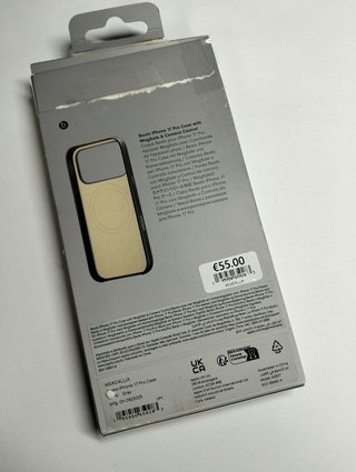 Apple Custodia Beats con MagSafe e Controllo Fotocamera per iPhone 17 Pro - Antracite
