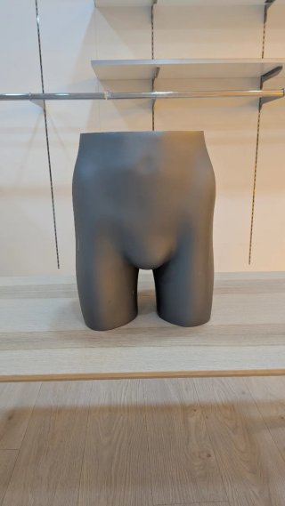 Maniquí de hombre profesional parte inferior