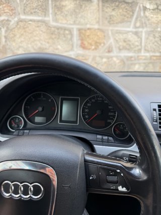 Audi A4 2.5 TDI V6