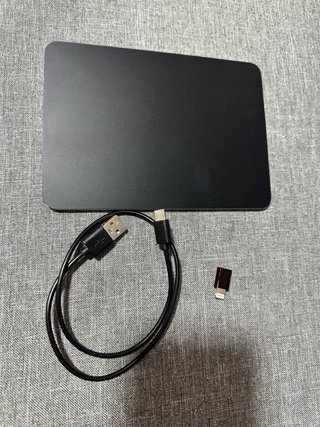 Apple Magic Trackpad 2 Negro + Adaptador USB-C
