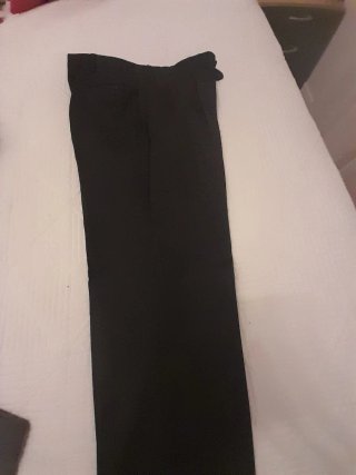 Traje de chaqueta negro chico