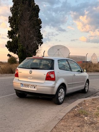 Volkswagen Polo 1.4 | 190k km, ITV y Aire OK