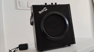 Guitarra Eléctrica Rock con amplificador