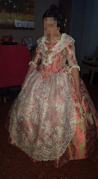 Traje de Fallera verde y rosa