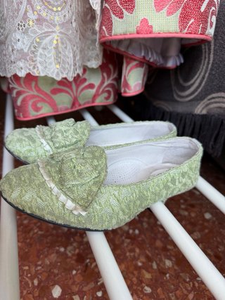 Traje de Fallera verde y rosa