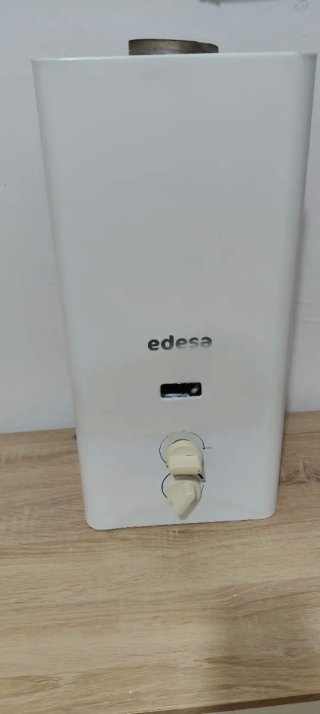 Calentador Edesa Gas Butano 5L