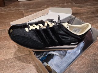 Adidas SL Edición Ante Negra