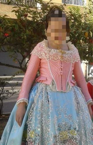 Traje de Fallera azul y rosa
