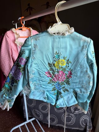 Traje de Fallera azul y rosa