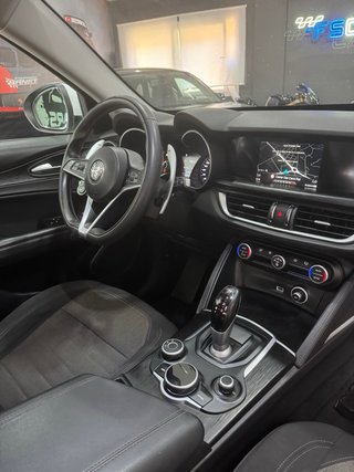 ALFA ROMEO STELVIO 🟢 2.2D 150cv AT8 NACIONAL 2018