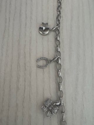 Pulsera Plata Abalorios Estrella, Herradura y lazo