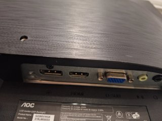 Monitor AOC 22 Negro/Rojo