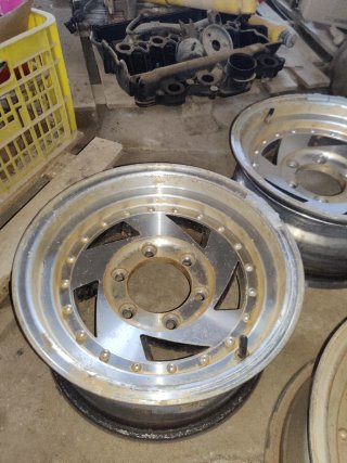 3 Llantas American Racing Sawblade 15