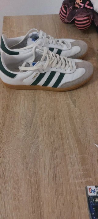 Tenis Adidas Blancos y Verdes