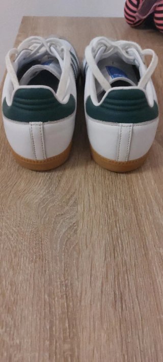 Tenis Adidas Blancos y Verdes