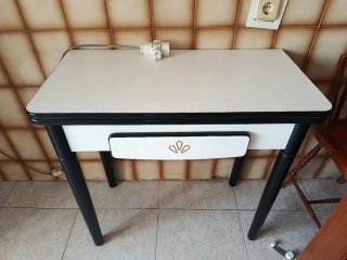 Mueble de madera con vitrinas Mueble TV Mesas