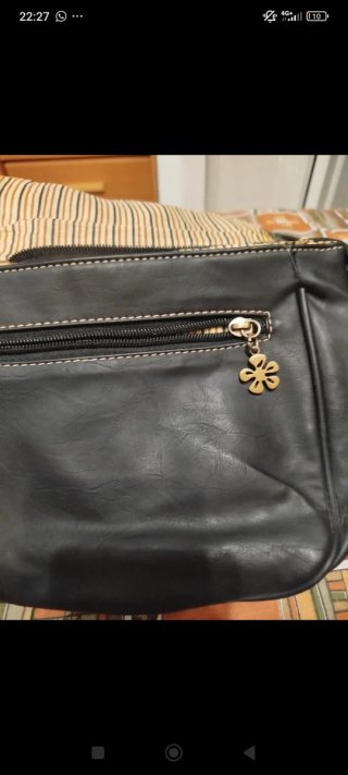 Bolso piel artesanal solidario
