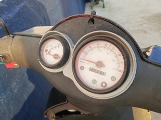 Beta Ark Scooter Negra