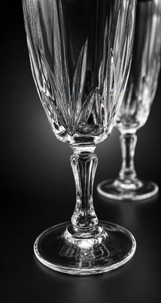 4 Calici in Cristallo Intagliato Vintage 16,5 cm