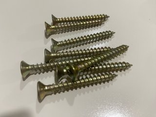 Lote de 7 pomos de madera + 1 de regalo