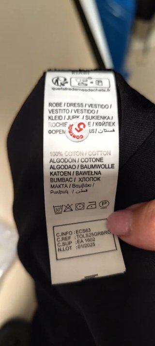 Vestido negro Kiabi bordado Talla XXL