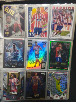 Julián Álvarez y Griezmann ( lote) + lote Atletico