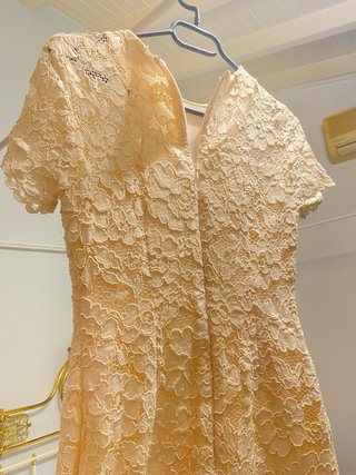 Vestido encaje blanco roto