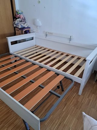Cama nido blanca y madera