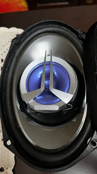 Altavoces Clarion 6x9 220W