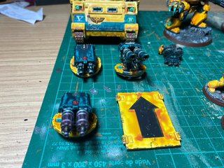 Warhammer 40k Puños Imperiales Pintados