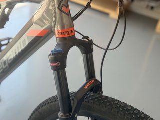Megamo Ridon FS Bicicleta Montaña Eléctrica