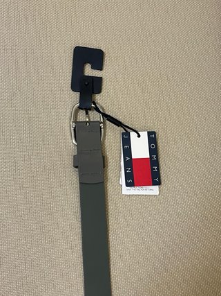 Cintura Tommy Hilfiger vera pelle grigia