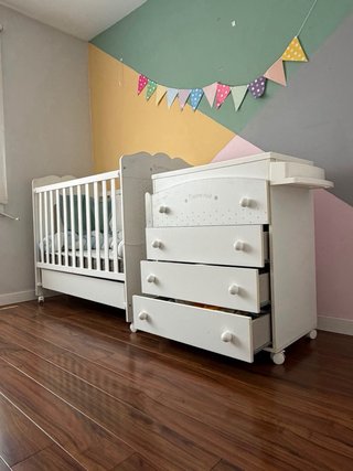 Habitación bebé Bonne Nuit: cuna, cómoda, bañer
