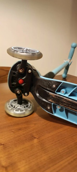 Patinete infantil Globber 3 ruedas azul