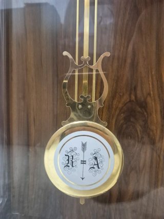 Reloj de pared antiguo, Relojeros Artesanos S.L