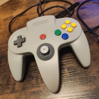 Nintendo 64 PAL ORIGINAL - con RGB