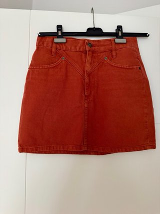 Falda corta Zara naranja Talla S