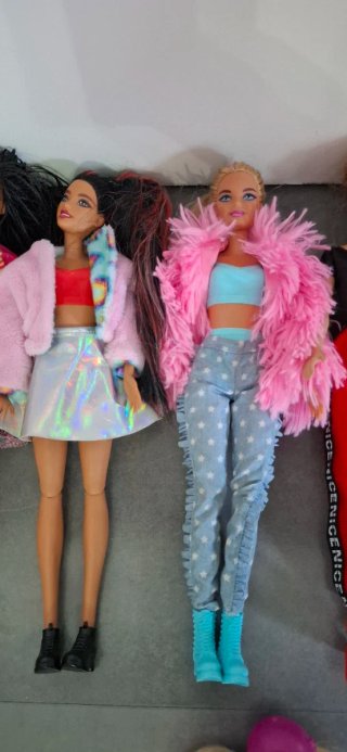 Conjunto di Barbie e Ken