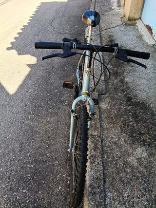 Bicicleta de Montaña Gris
