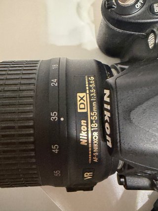Cámara Nikon D3100 + Objetivo 18-55mm