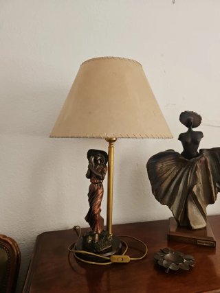 Lámpara Vintage Art Nouveau Mujer