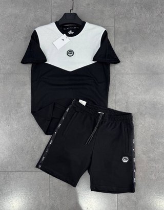 Conjunto Nike Camiseta y Pantalón Corto